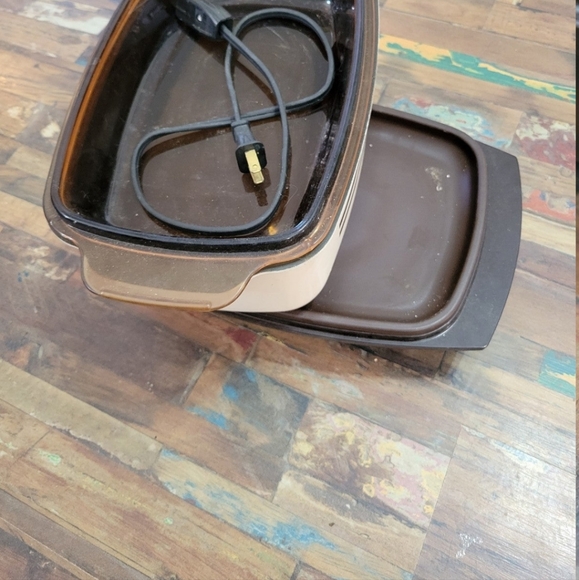 Vintage West bend slow cooker - Picture 3 of 4